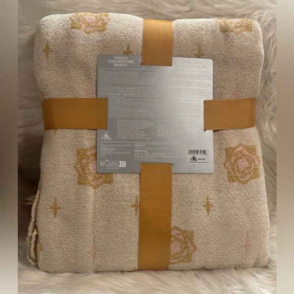 Disney Parks WISH Blanket Asha Star Chenille Throw NWT - Picture 2 of 7